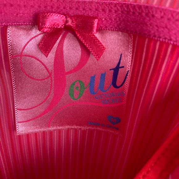 Victorias Secret Pout Line Top - Picture 3 of 3